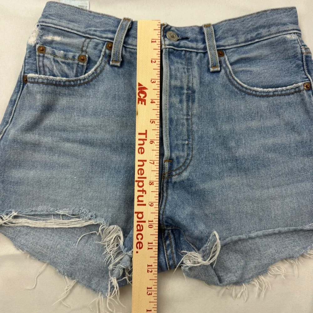 Levi's 501 Original Cut Off Shorts Womens 25 Light Blue Denim High Rise Frayed